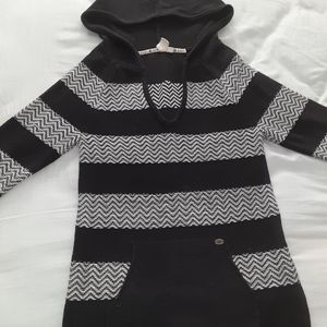 ROXY SWEATER